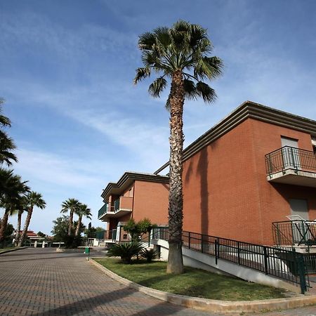 Residence Villaggio Del Sole Термоли Екстериор снимка