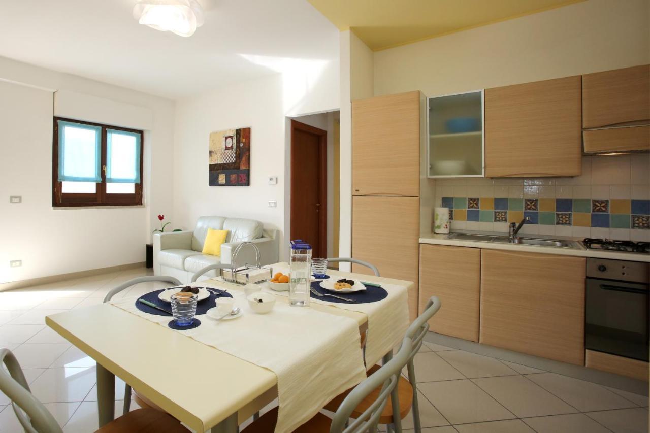 Residence Villaggio Del Sole Термоли Екстериор снимка
