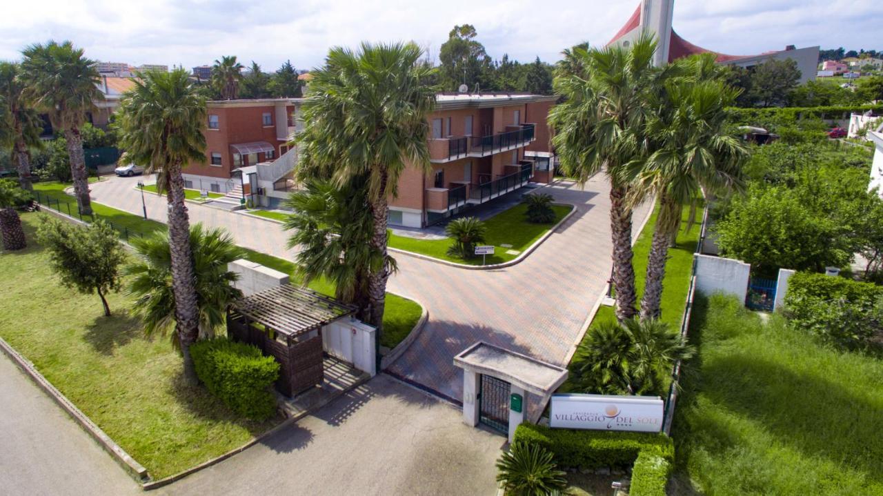 Residence Villaggio Del Sole Термоли Екстериор снимка